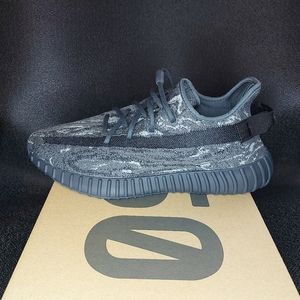 Yeezy 350 V2 MX Dark Salt size 11 new in box authentic